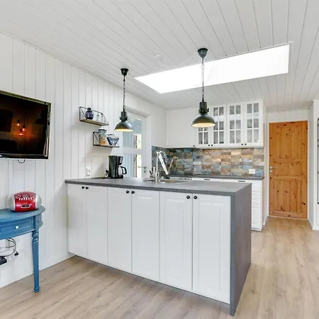 Thorvor - 1-5km From The Sea By Interhome *